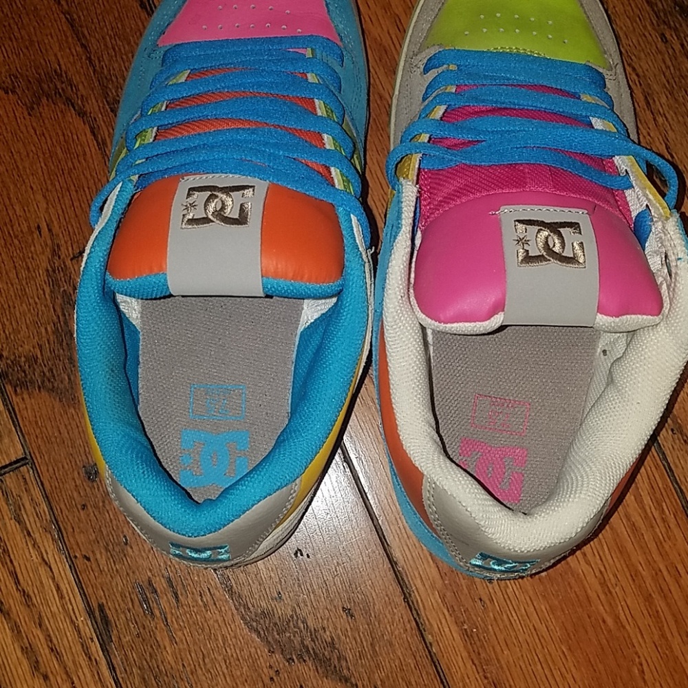 DC Pure Shoes - Picture 6 of 7